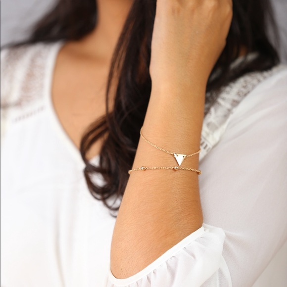 SALE 👀 2 Piece Gold Chain Bracelet - Picture 7 of 7